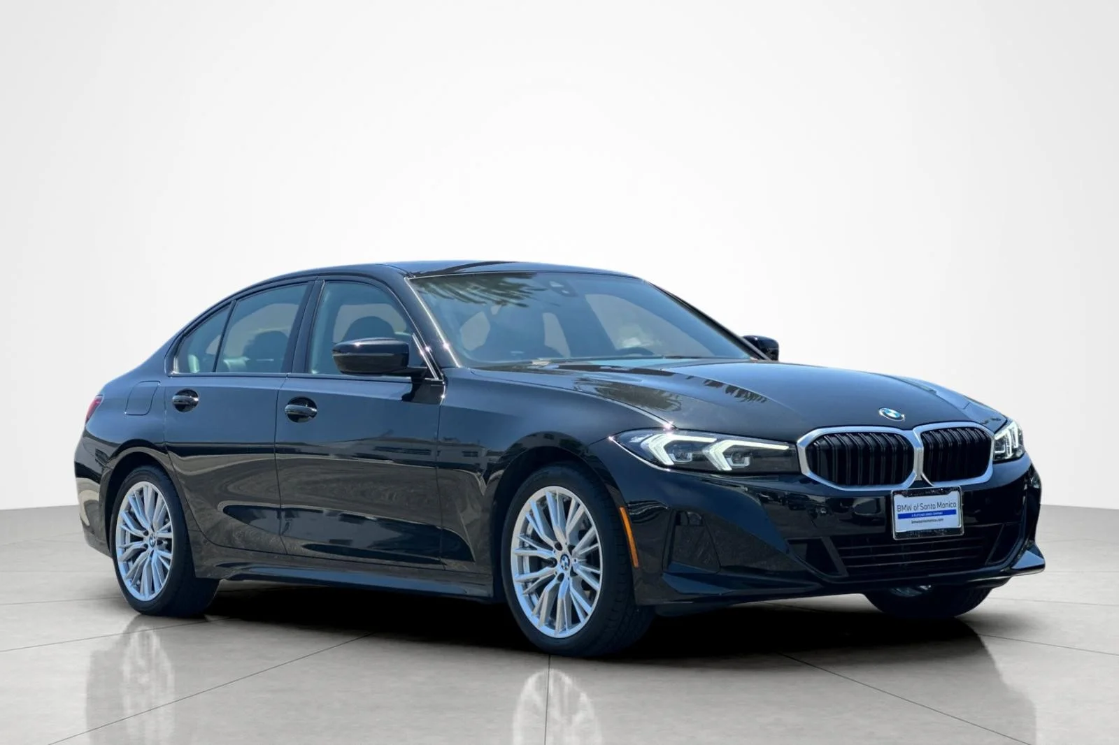 Used 2023 Black Sapphire Metallic BMW 330i image 7