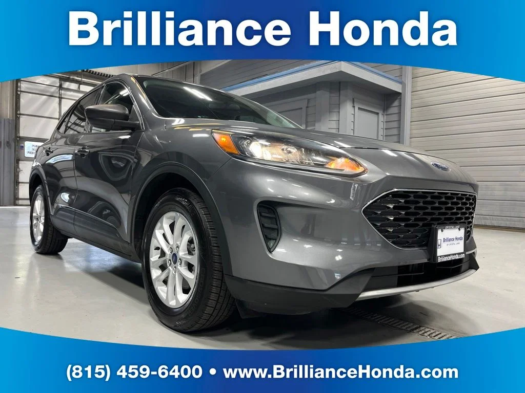 Used 2022 Gray Metallic Ford SE image 1