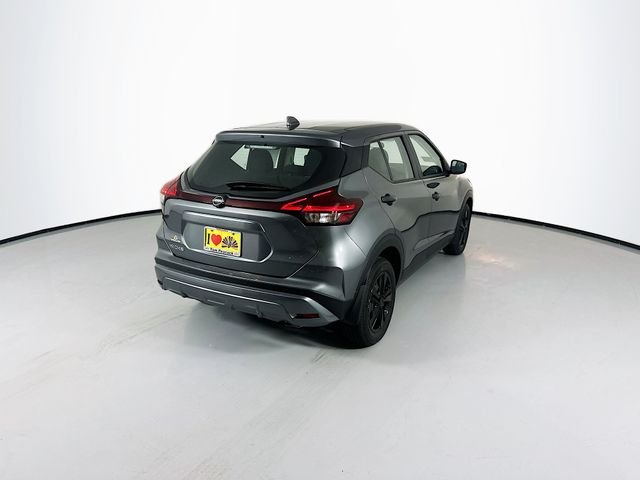 Used 2025 Gray Nissan S image 8