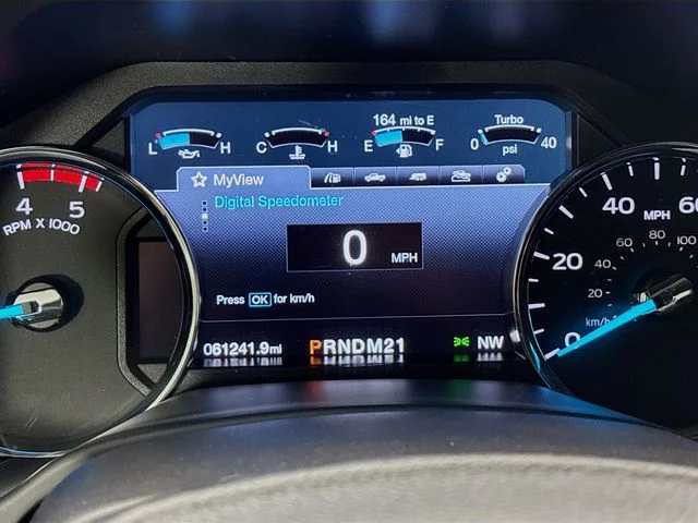 Used 2018 White Ford Lariat image 12
