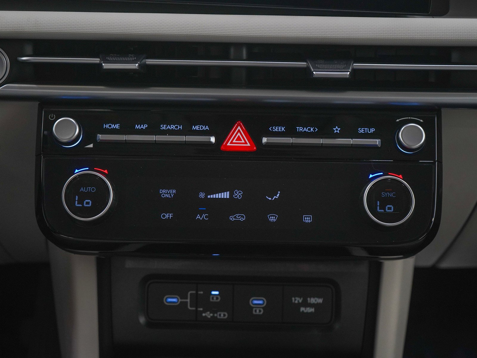 2026 Hyundai Tucson Blue SE - Photo 18