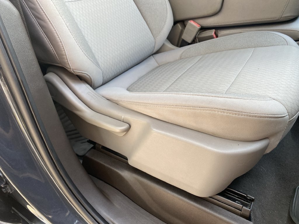Used 2020 Shadow Gray Metallic Chevrolet LT image 31