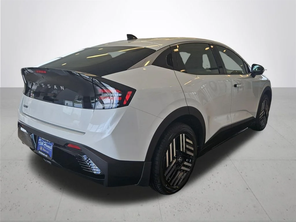 New 2026 Everest White Pearl TriCoat Nissan SV+ image 7