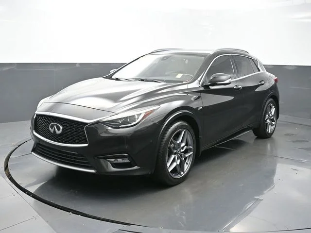 Used 2018 Black INFINITI ESSENTIAL image 3