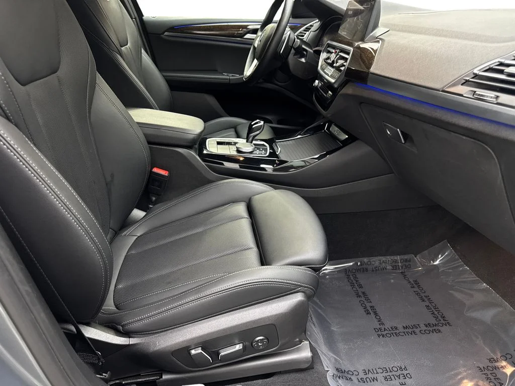 Used 2024 Gray BMW sDrive30i image 44