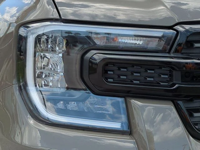 New 2026 Marsh Gray Ford XLT image 10