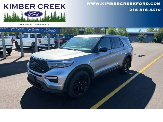2022 Ford Explorer ST 4WD's photo
