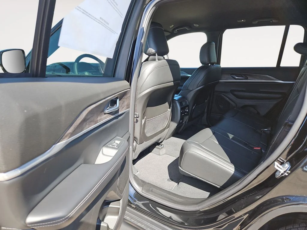 2025 Jeep Grand Cherokee Limited - Photo 10