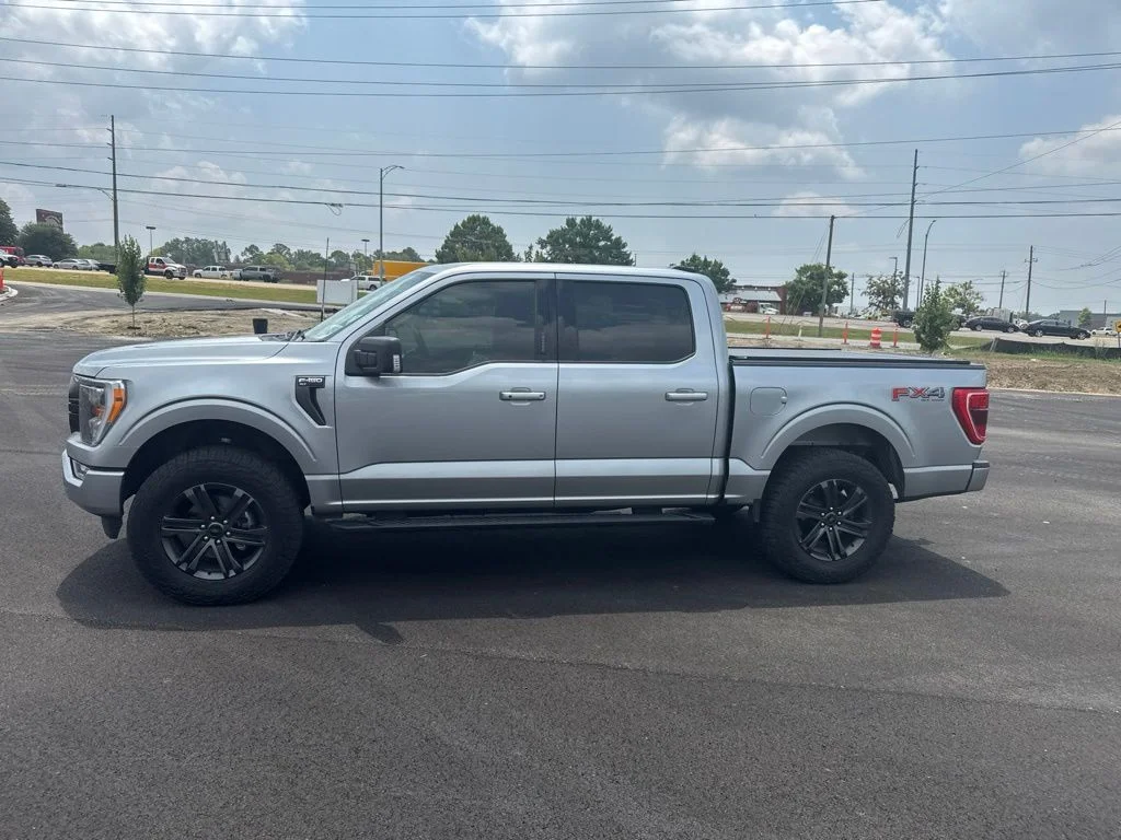Used 2022 Silver Ford XLT image 8