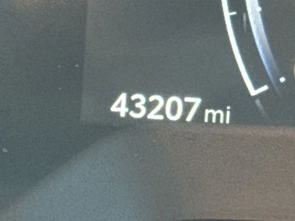 Used 2025 Black Toyota XLE image 18
