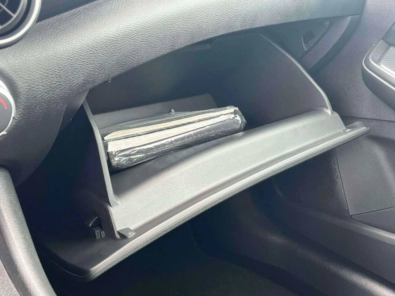 Used 2023 Super Black Nissan SV Xtronic CVT image 29