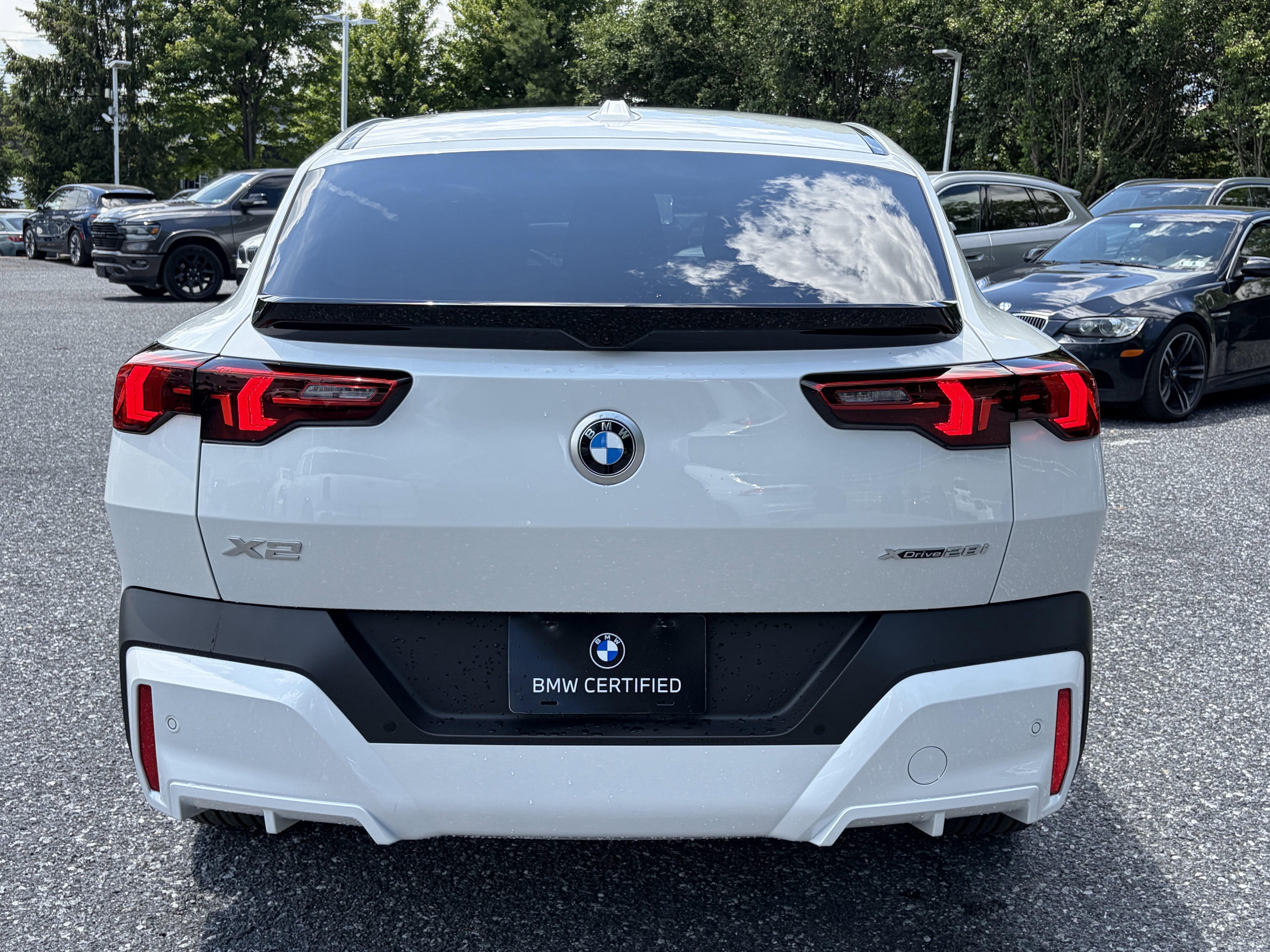 Certified Used 2025 Mineral White Metallic BMW xDrive28i image 7