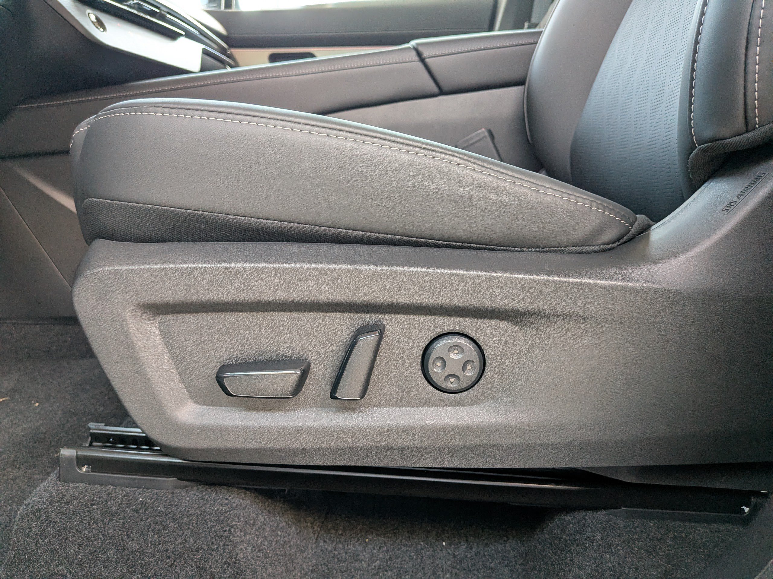 New 2026 Blue Nissan Platinum image 15