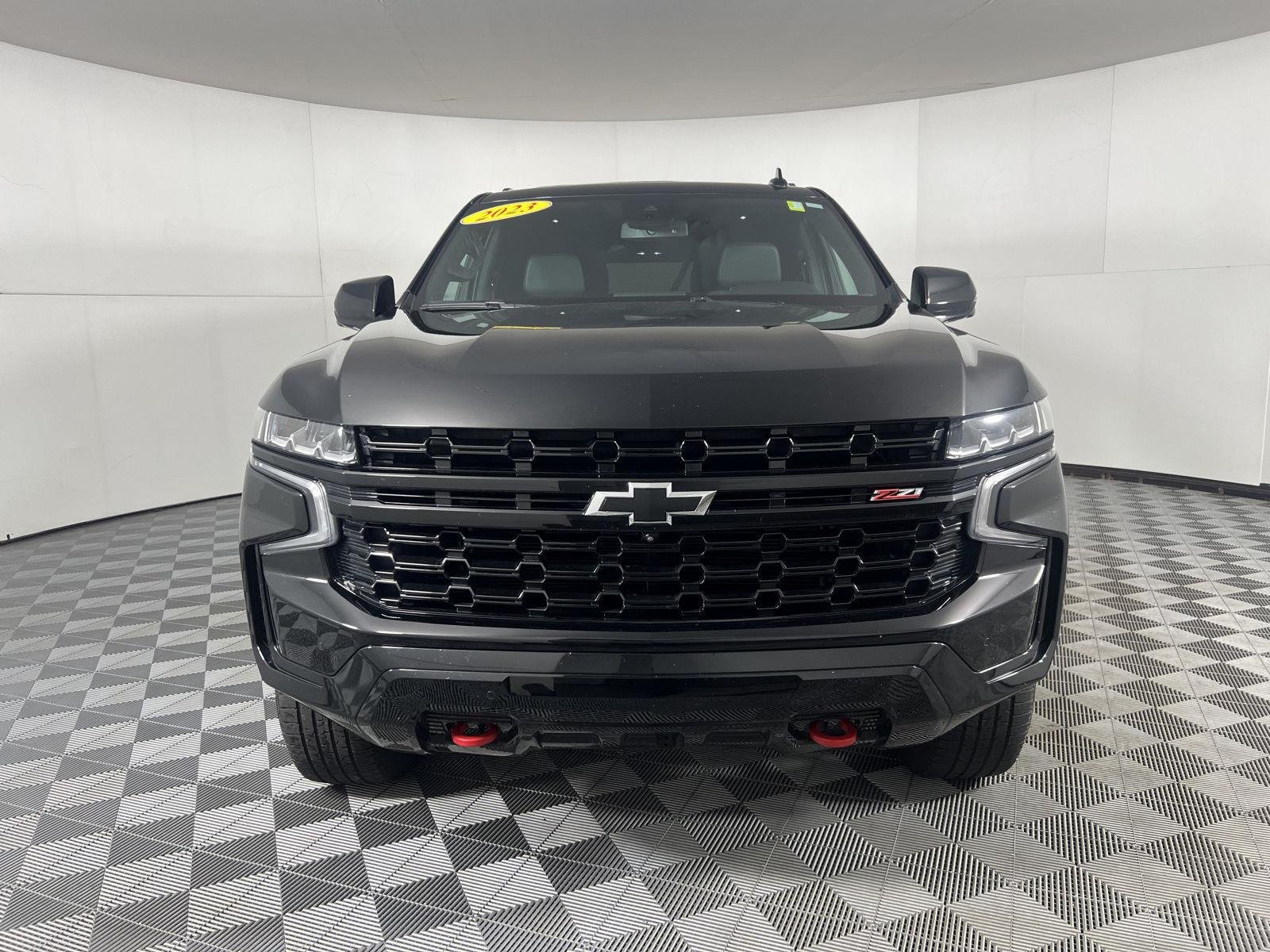 Used 2023 Black Chevrolet Z71 image 23