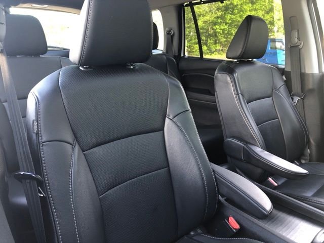 Used 2019 White Honda Elite image 14