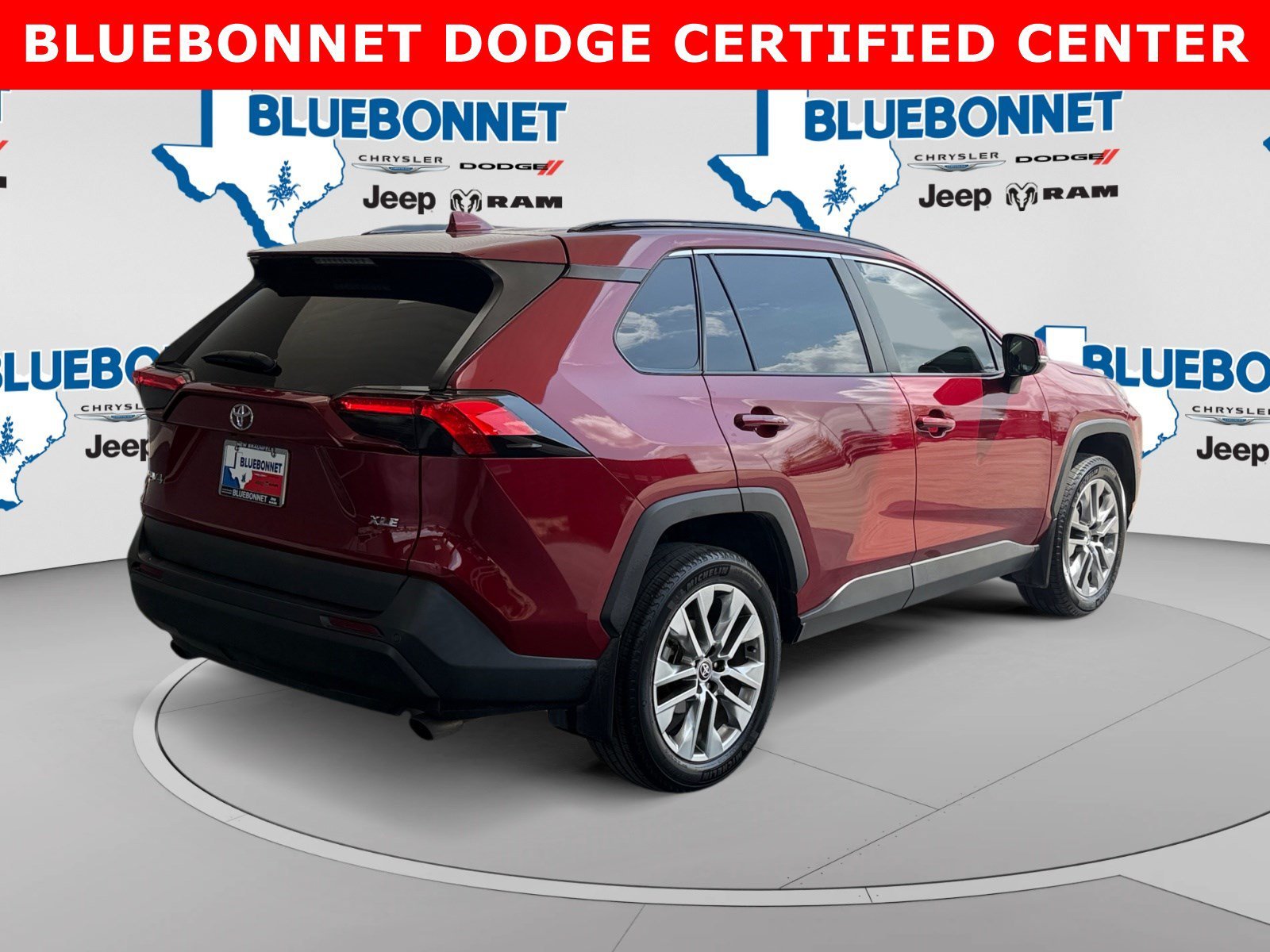 Certified Used 2022 Red Toyota XLE Premium image 5