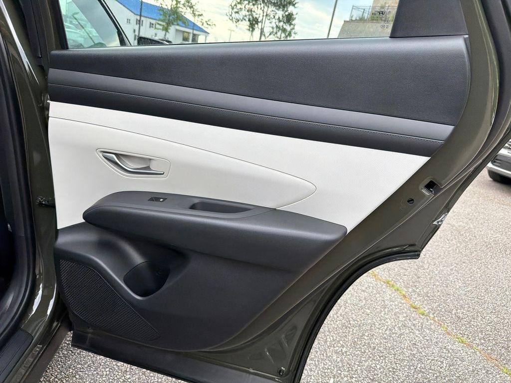 New 2026 Green Hyundai SEL FWD image 16