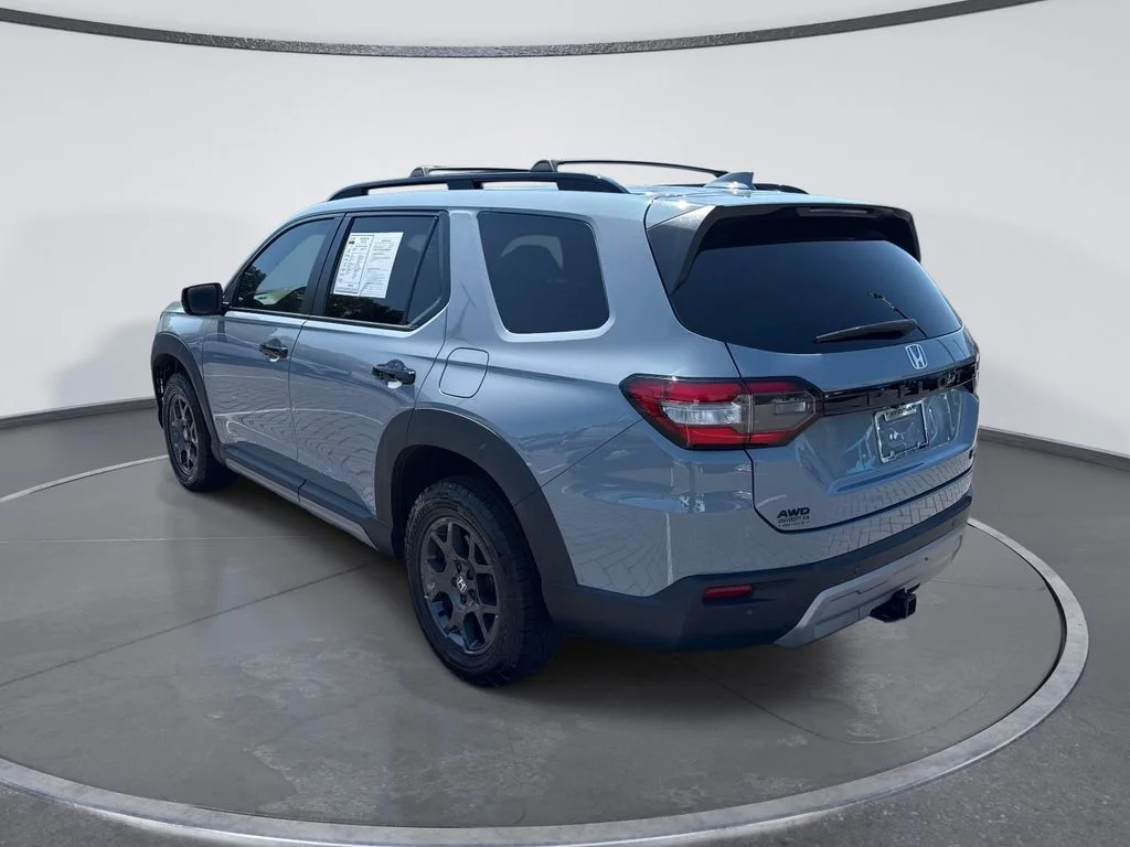 Used 2023 Gray Honda TrailSport image 5