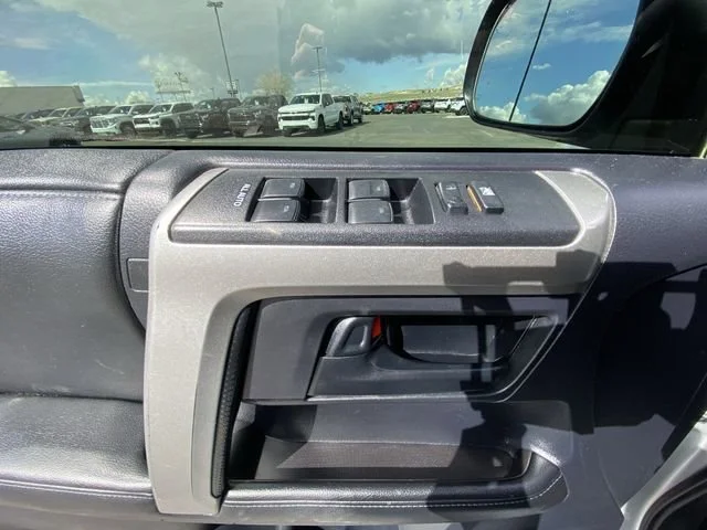 Used 2013 Silver Toyota SR5 image 13