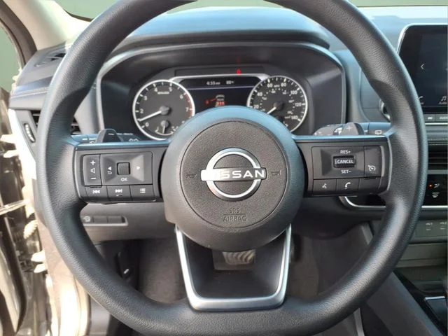 Used 2024 Gray Nissan S image 15