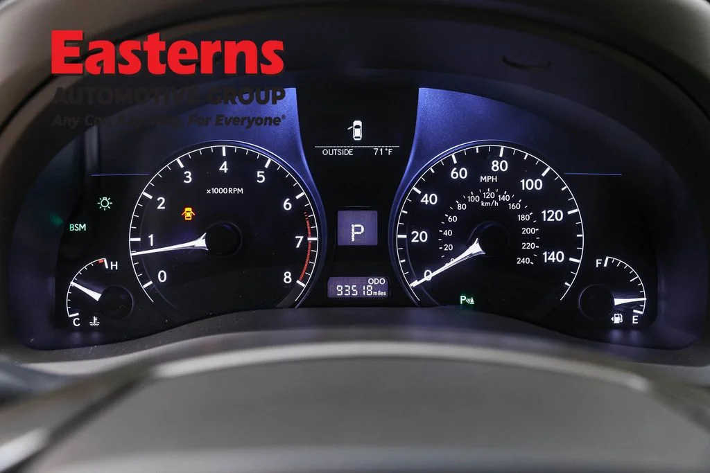 Used 2015 Beige Lexus 350 image 18