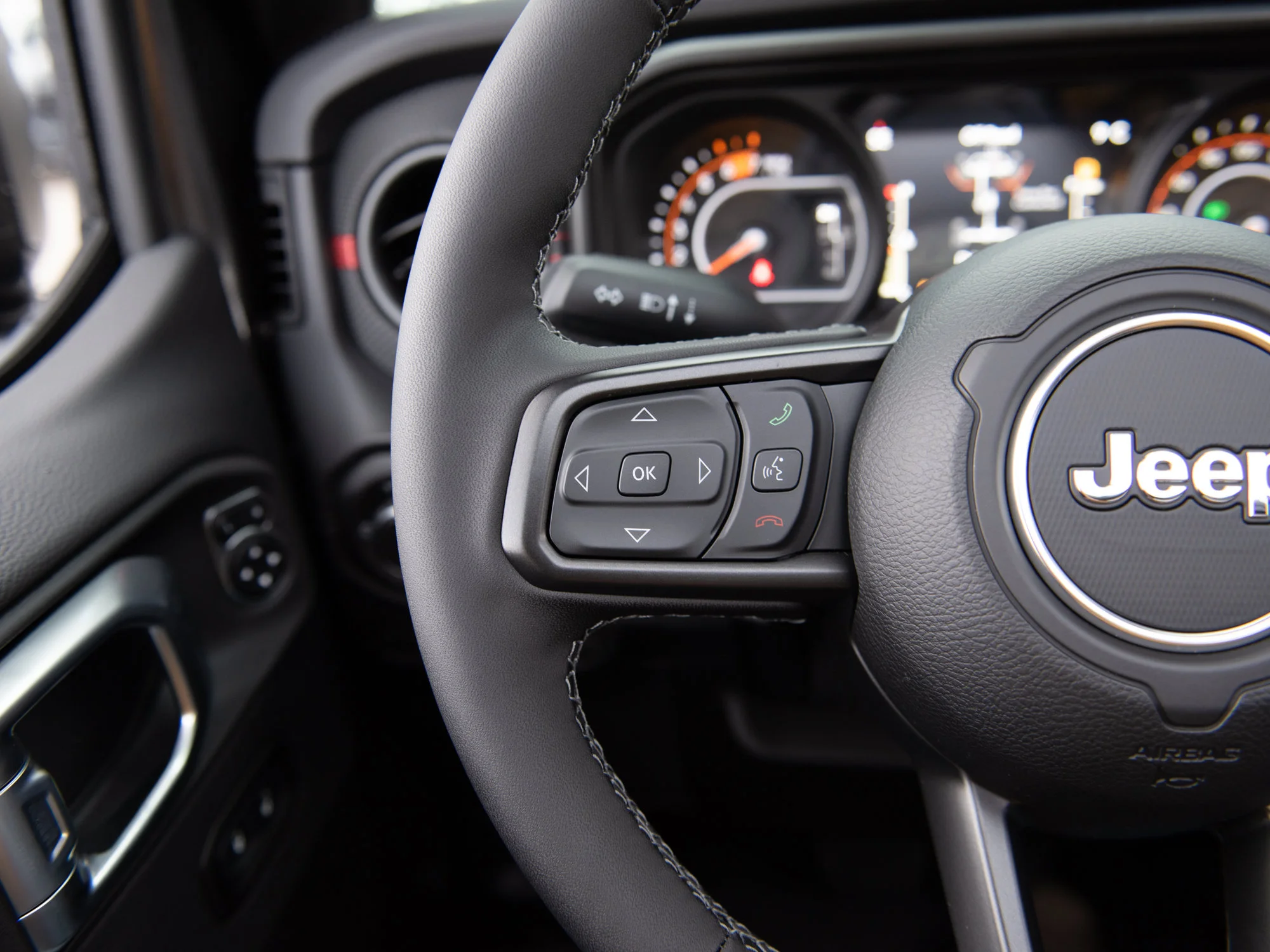 New 2027 Grey Jeep Rubicon X* 4 Door 4x4, Sky One-Touch Pwr Top, Nappa Leather, 35 Inch Tires image 16