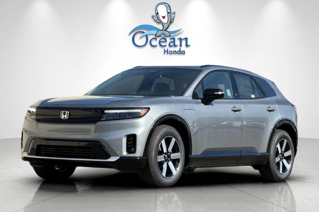 New 2026 Mercury Silver Metallic Honda Touring image 3