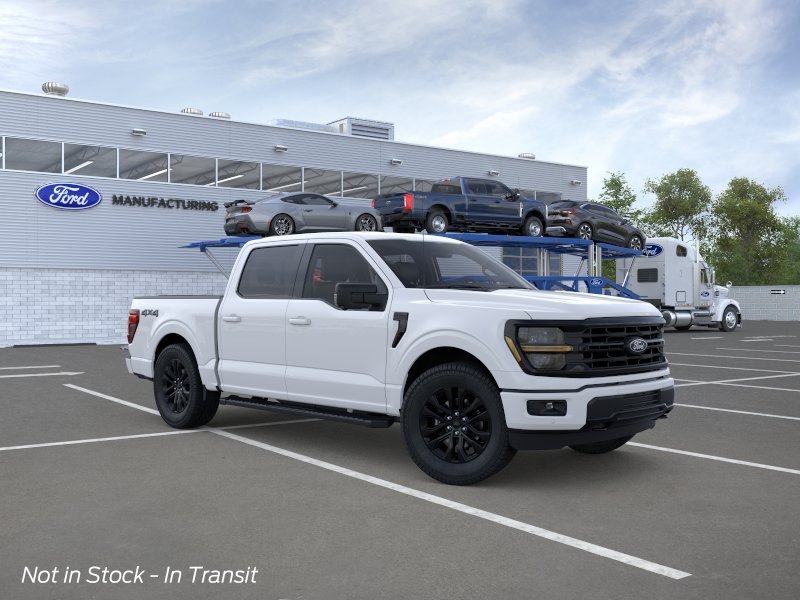 New 2026 Oxford White Ford XLT image 1
