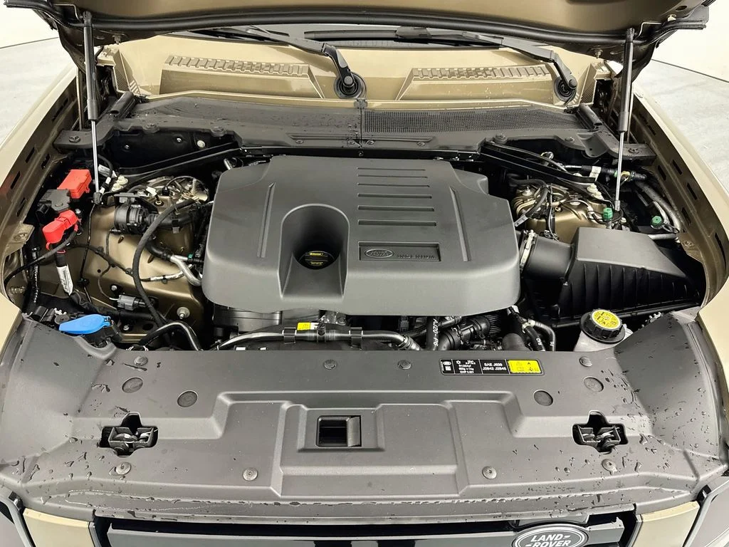 New 2026 Gondwana Stone Land Rover X-Dynamic SE image 32