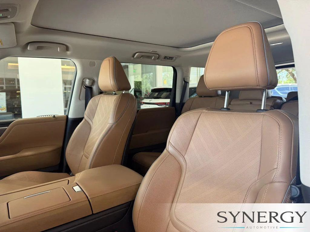 Certified Used 2026 Dynamic Metal INFINITI LUXE image 25