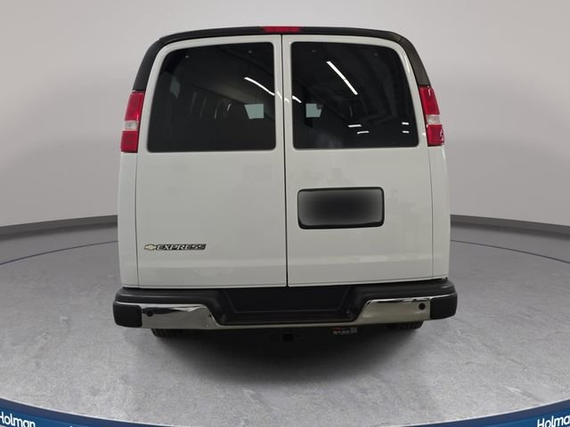 Used 2022 White Chevrolet LT image 7