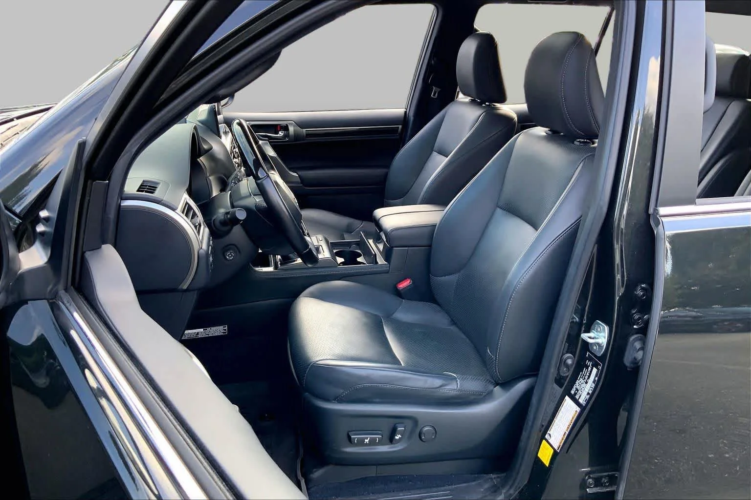 Certified Used 2023 Caviar Lexus Luxury image 7