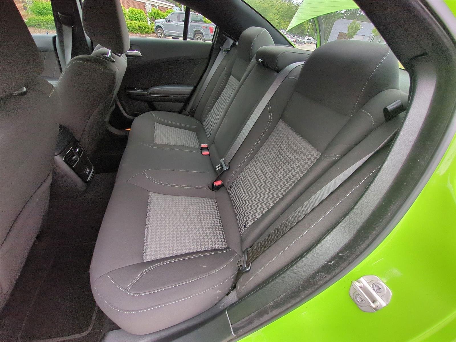 Used 2023 Sublime Metallic Clearcoat Dodge SXT image 31