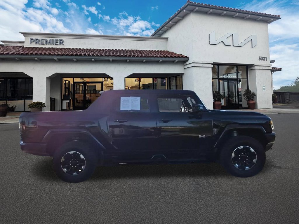 Used 2025 Void Black GMC 2X image 9