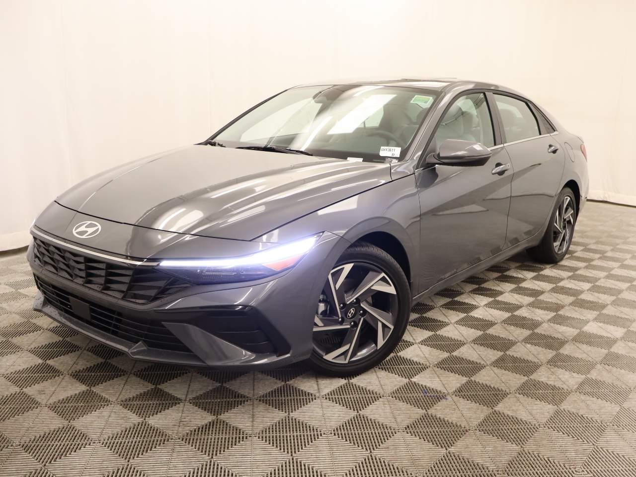 New 2026 Ecotronic Gray Pearl Hyundai Limited image 1