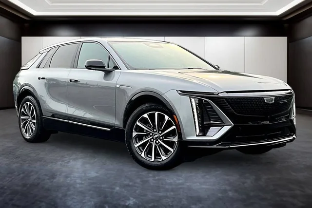 2024 Cadillac LYRIQ Sport 1