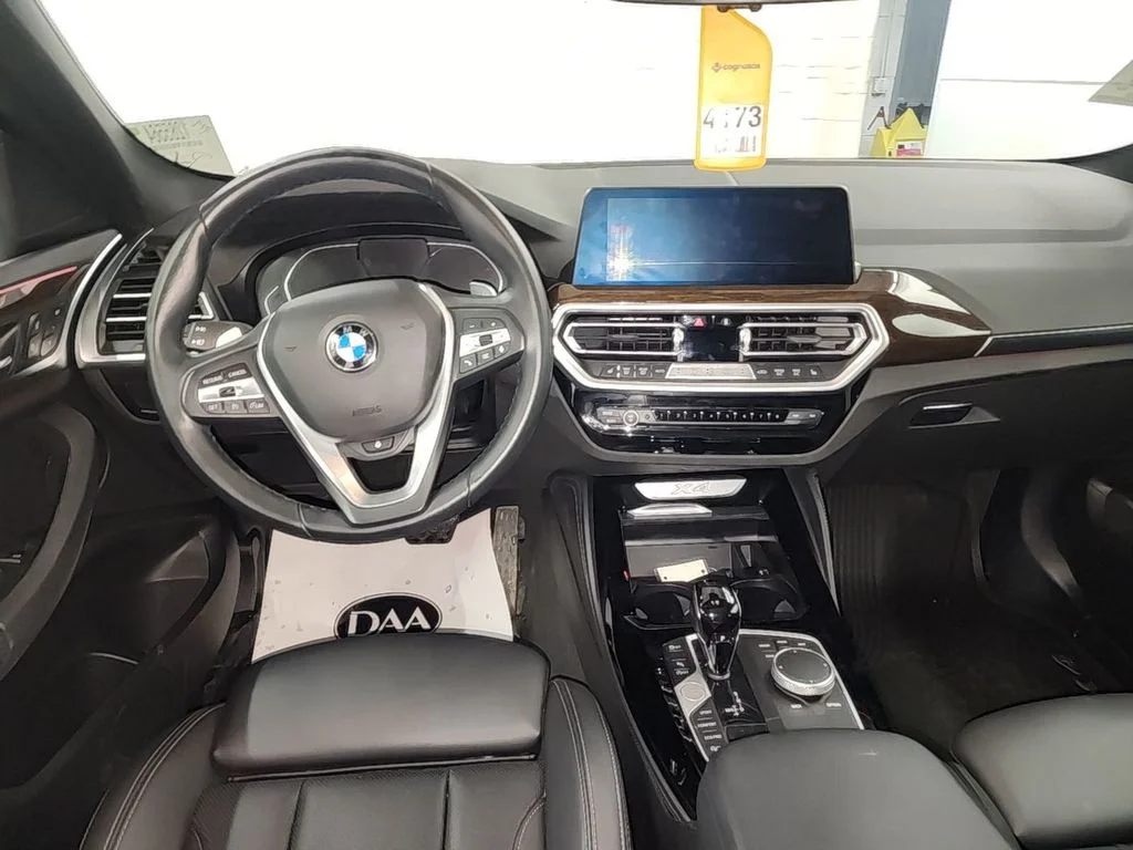 Used 2022 Black BMW xDrive30i image 6