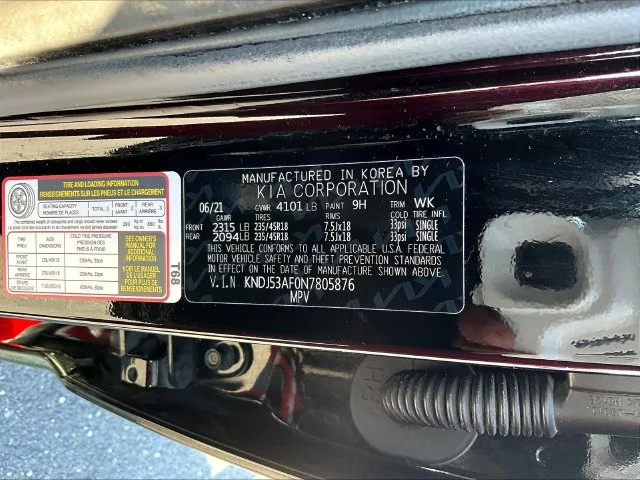Used 2022 Black Kia Turbo image 23