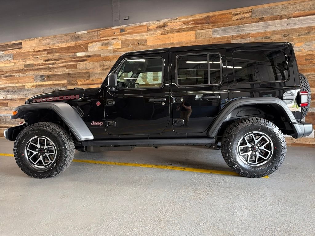 New 2026 Black Clear-Coat Exterior Paint Jeep Rubicon image 19