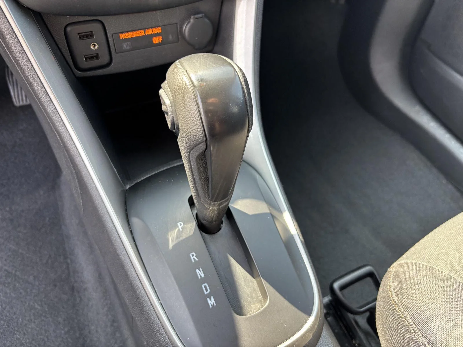 Used 2019 SILVER ICE METALLIC Chevrolet LS image 25
