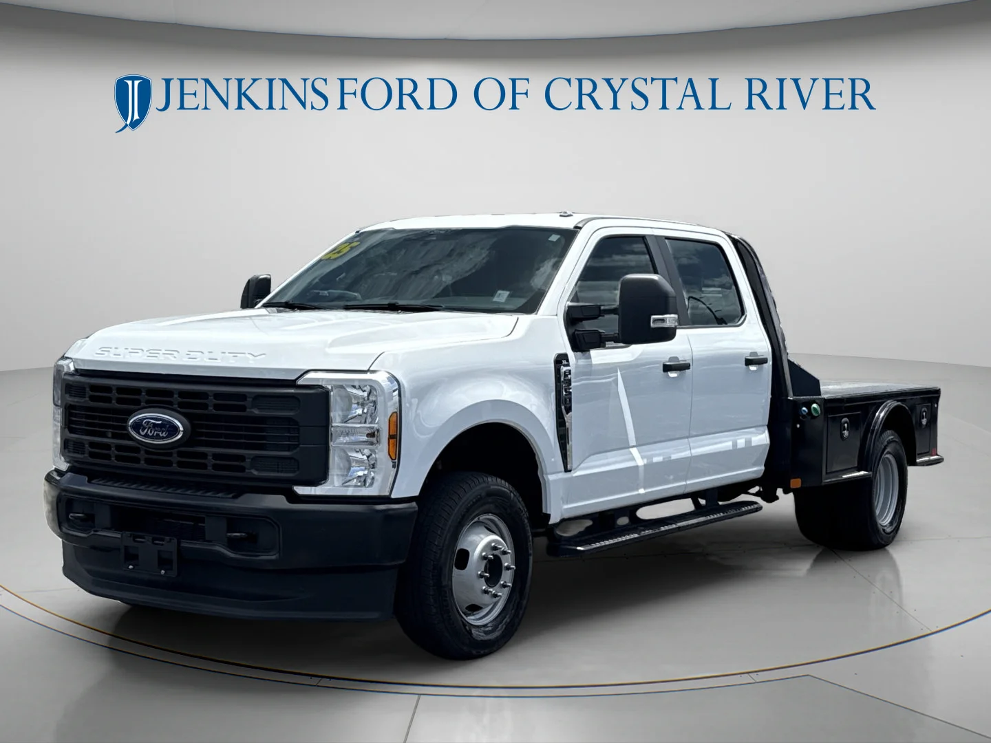 Used 2025 Oxford White Ford XL image 7