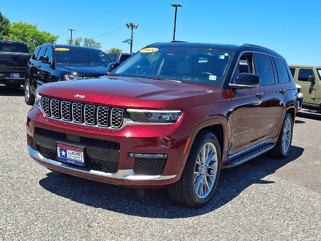 Used 2022 Velvet Red Pearlcoat Jeep Summit image 5