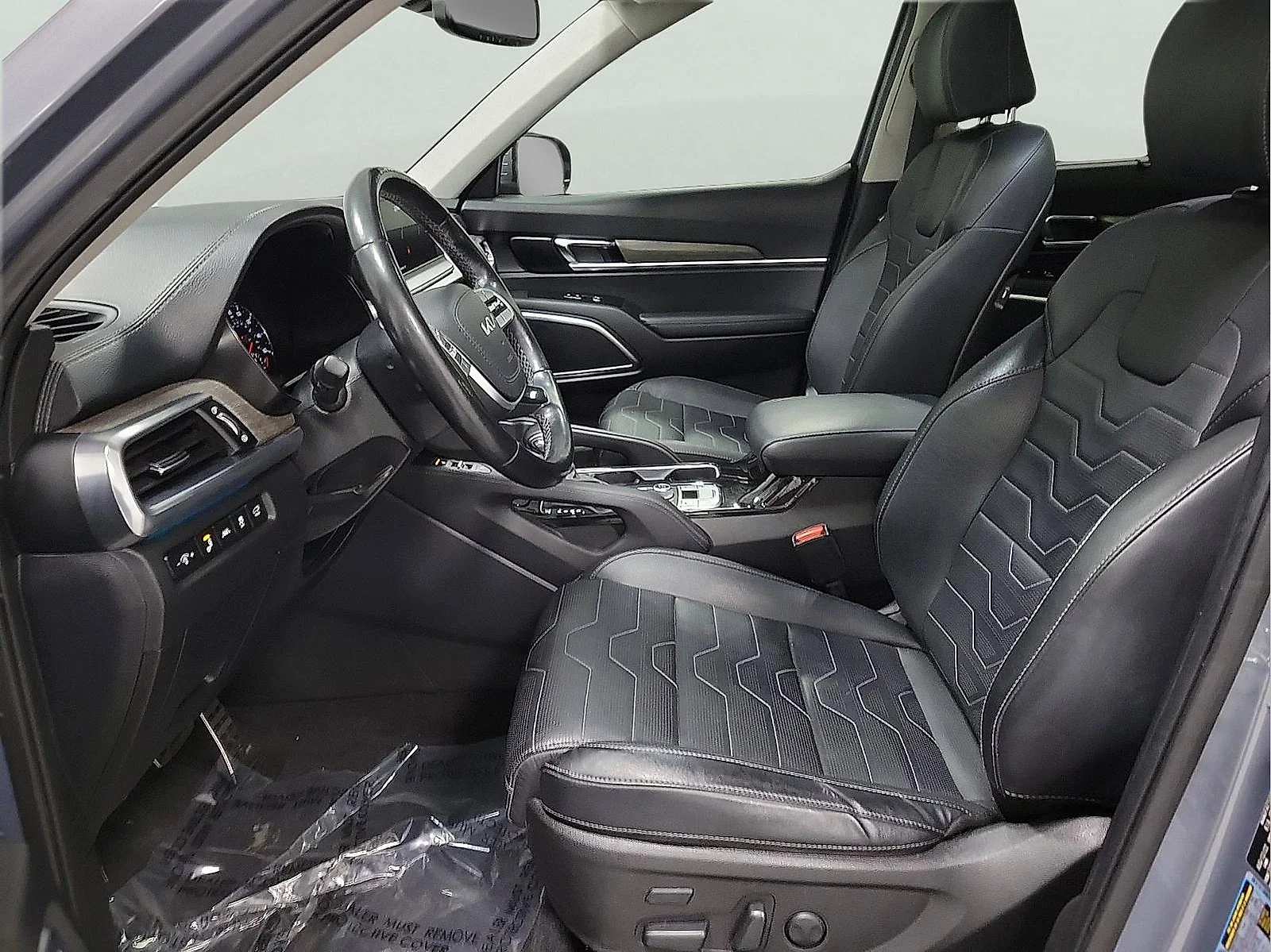 Used 2022 Everlasting Silver Kia SX image 12