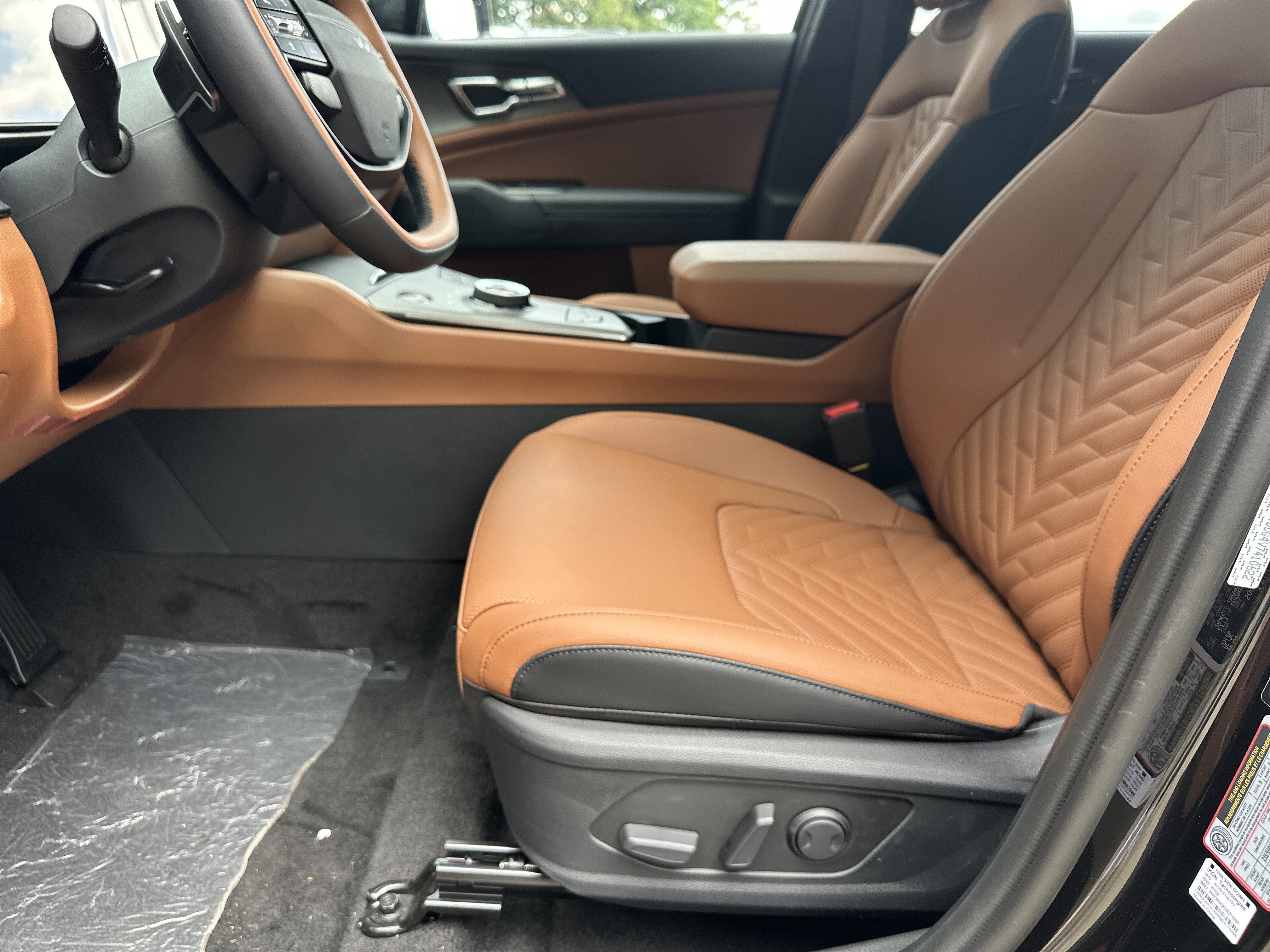 New 2027 Fusion Black Kia X-Line image 10