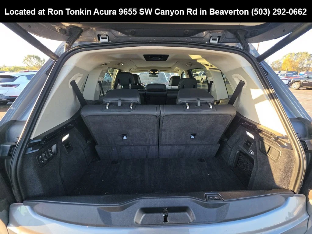Used 2025 Gray Metallic BMW xDrive40i image 12