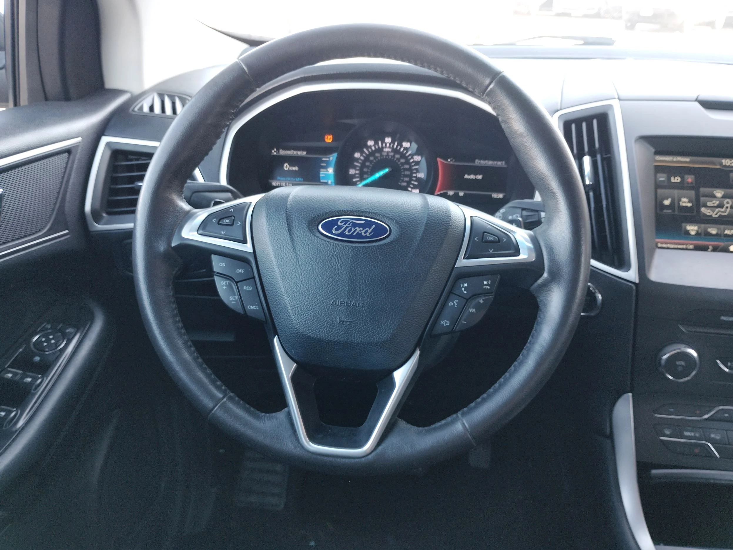 Used 2015 Gray Ford SEL image 13