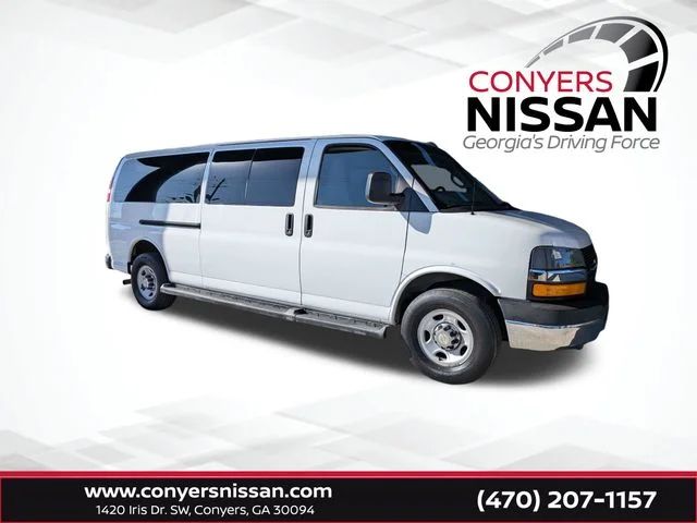 2016 Chevrolet Express 3500 LS Extended's photo