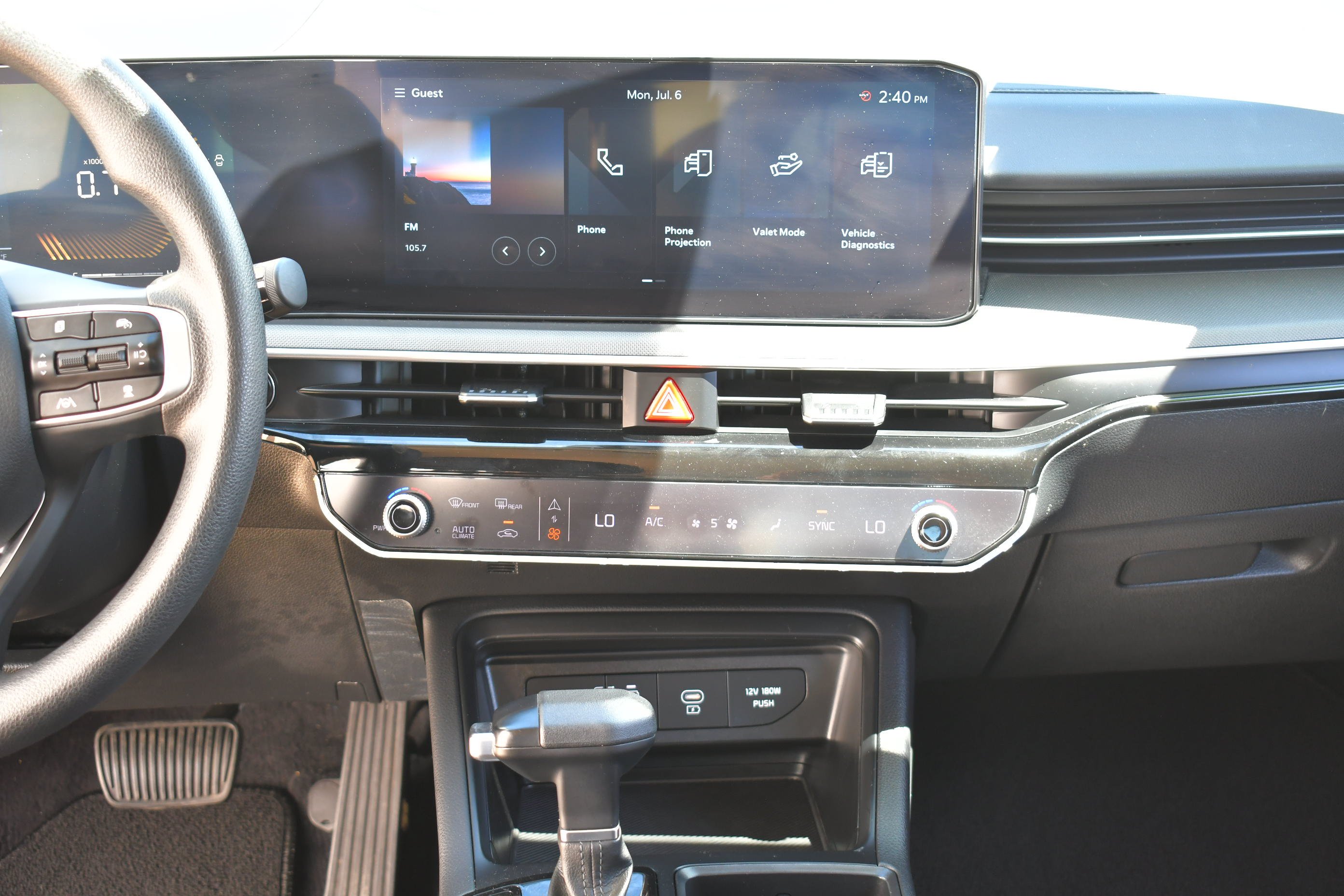 2025 Kia K5 LXS - Photo 14