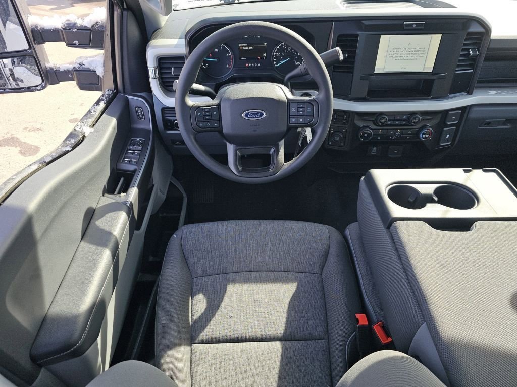 New 2026 Oxford White Ford XL/STX image 4