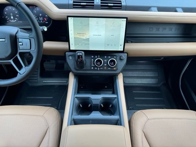 New 2026 Fuji White Land Rover S image 30
